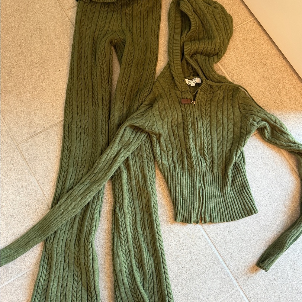 Frankie's Bikinis Green Cable Knit Sweater Set